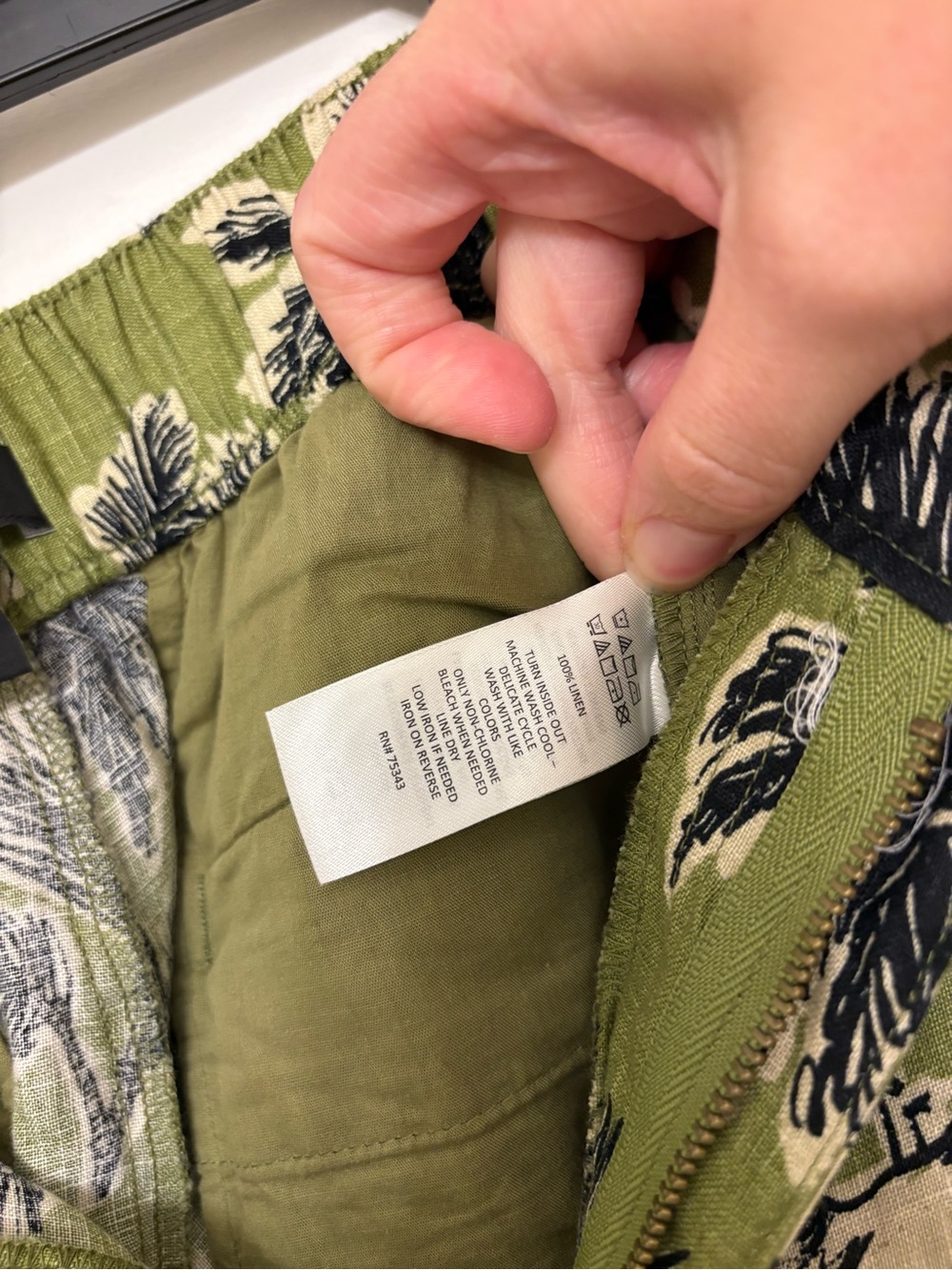 Tahari 100% Linen Wide Leg Pants Green Tropical Palm Print Belted Resort M - Picture 12 of 12
